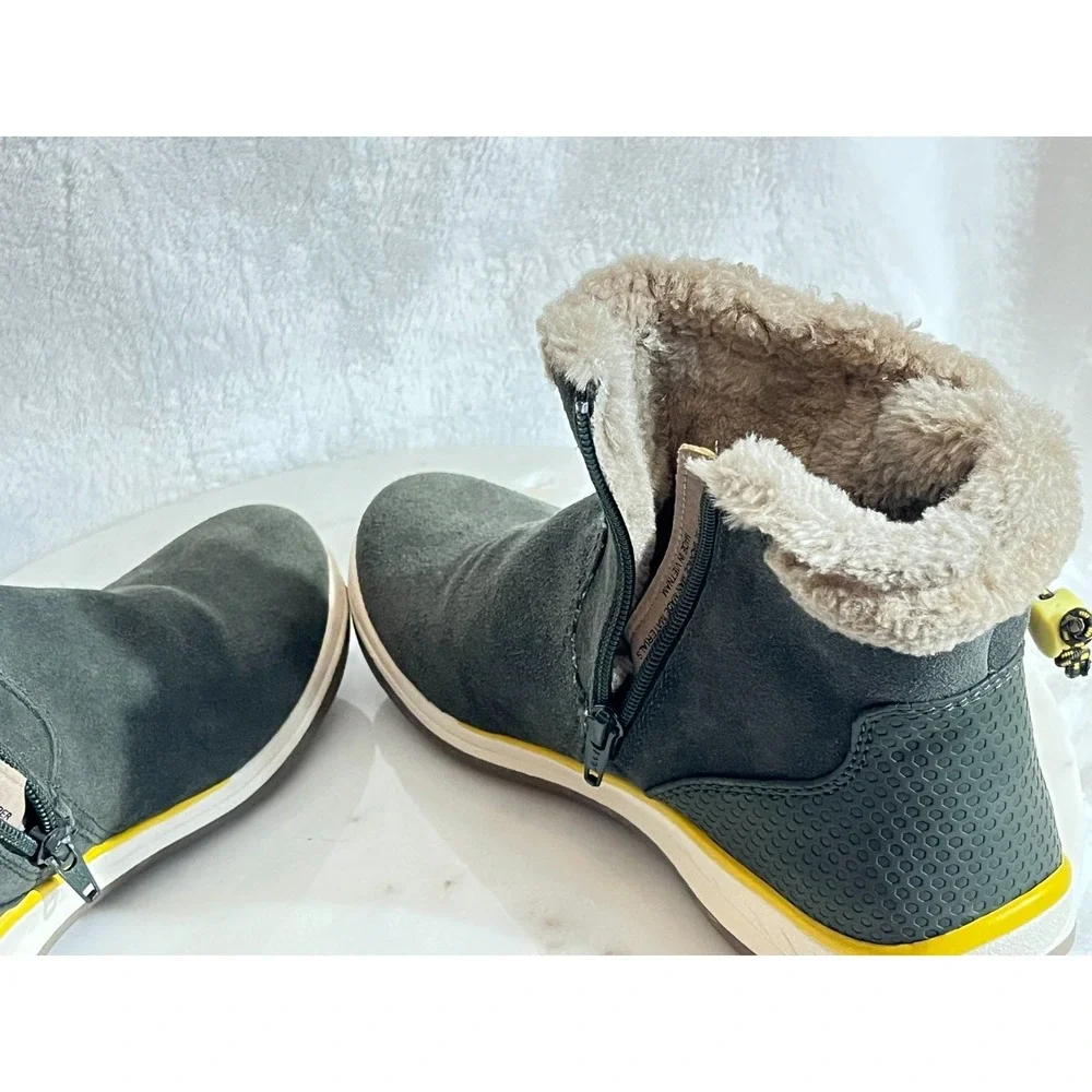 NWNT Baretraps Women's Kalina Cold Weather Booties Pine Color Size 8 & 8.5W